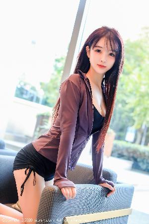 校园禁忌的爱恋？18岁少妇的诱惑与挣扎！